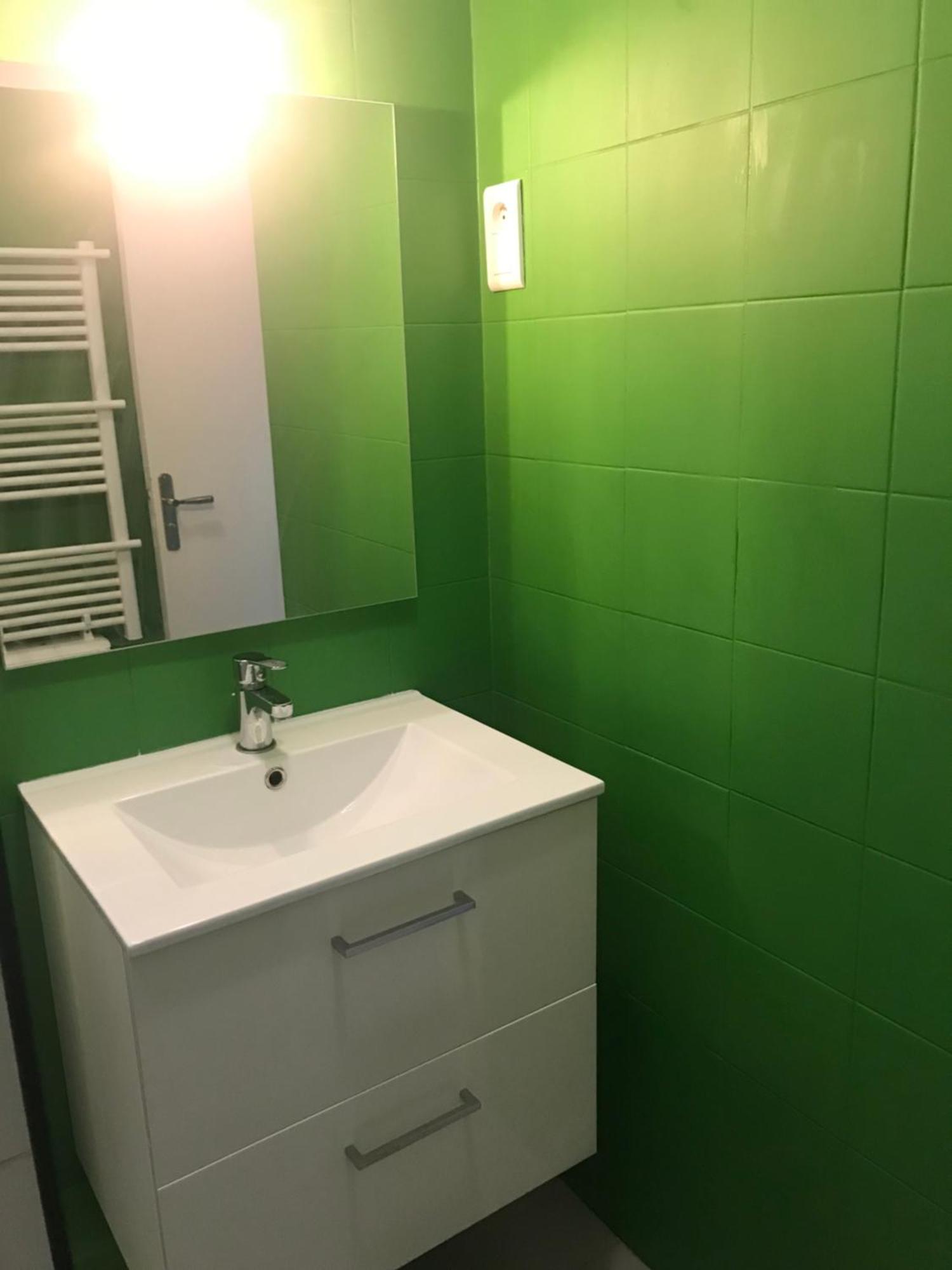 Appartement T2 de standing au pied des plages Golfe-Juan Buitenkant foto