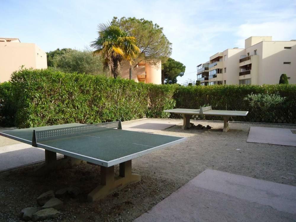 Appartement T2 de standing au pied des plages Golfe-Juan Buitenkant foto